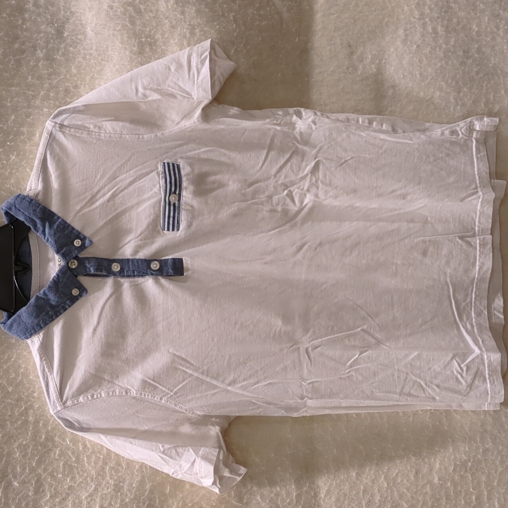 Native Code Men's White Polo w/Chambray Collar and Pocket...size Small